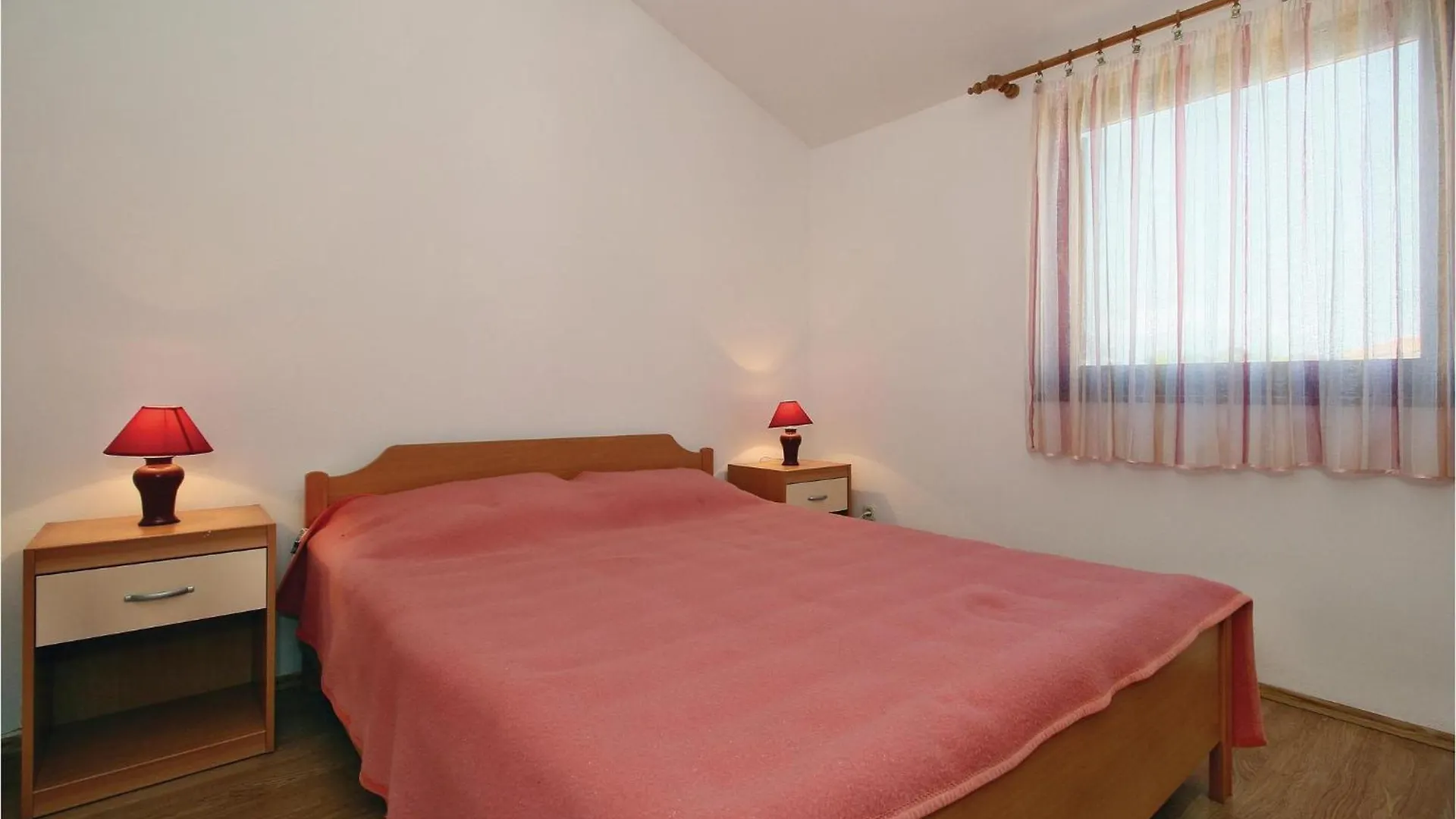 Tatil Evi Gorgeous Home In Porec With Wifi